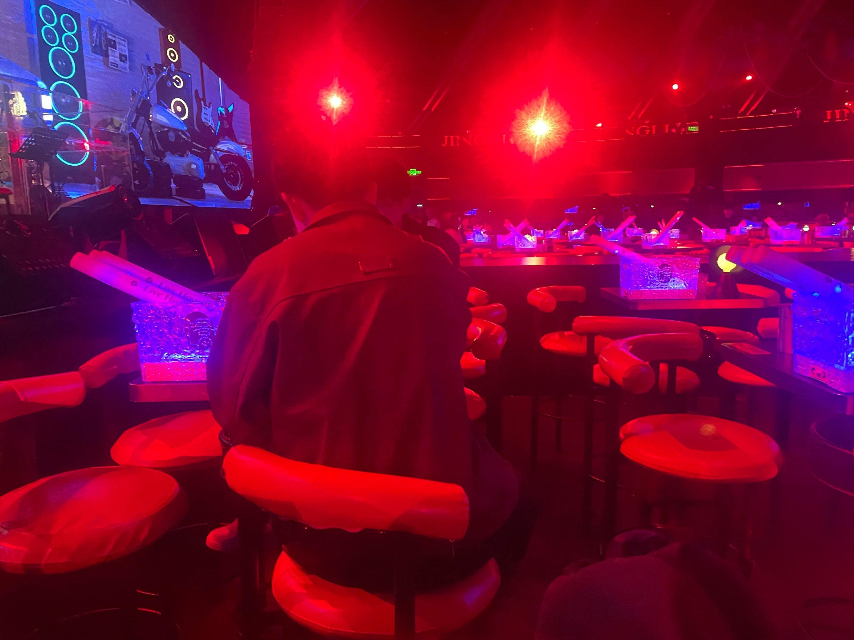 自贡商务KTV计时指南-贡井区ktv预定